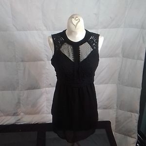 Black backless & sleeveless dress